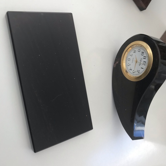 Infinity quartz clock - Picture 4 of 6